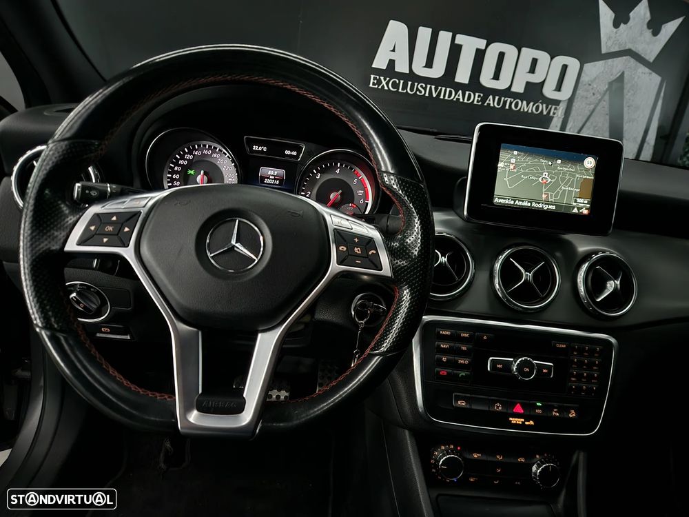 Mercedes-Benz GLA 220 CDI AMG Line 4-Matic - 13