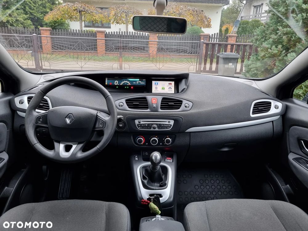 Renault Grand Scenic 1.6 16V 110 Authentique - 9