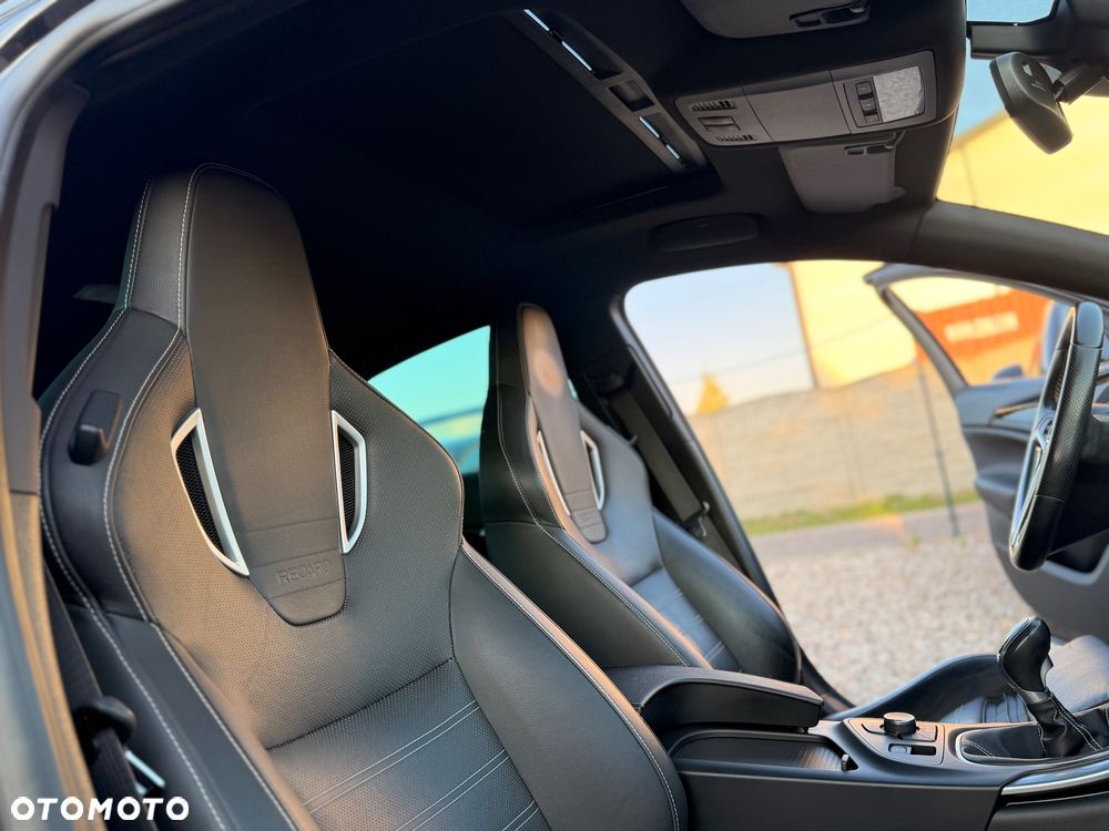 Opel Insignia 2.8 T V6 OPC - 9