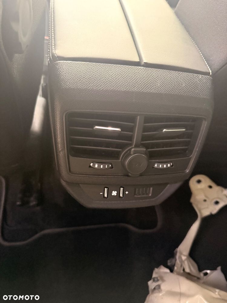 Peugeot 5008 - 25