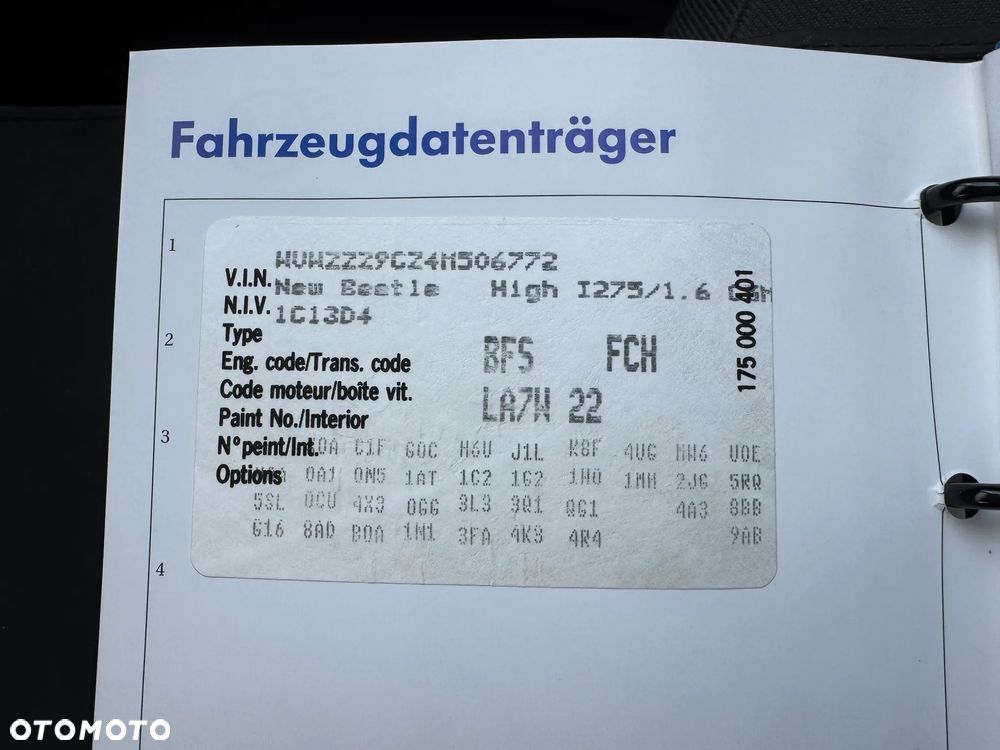 Volkswagen New Beetle 1.6 Arte - 36