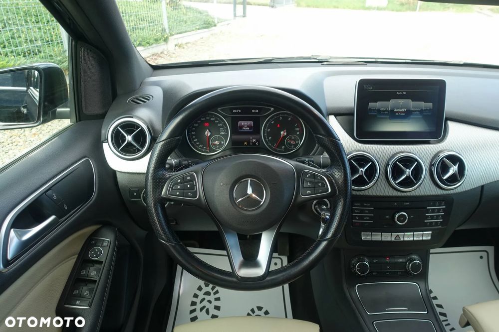 Mercedes-Benz Klasa B 180 7G-DCT Style - 10