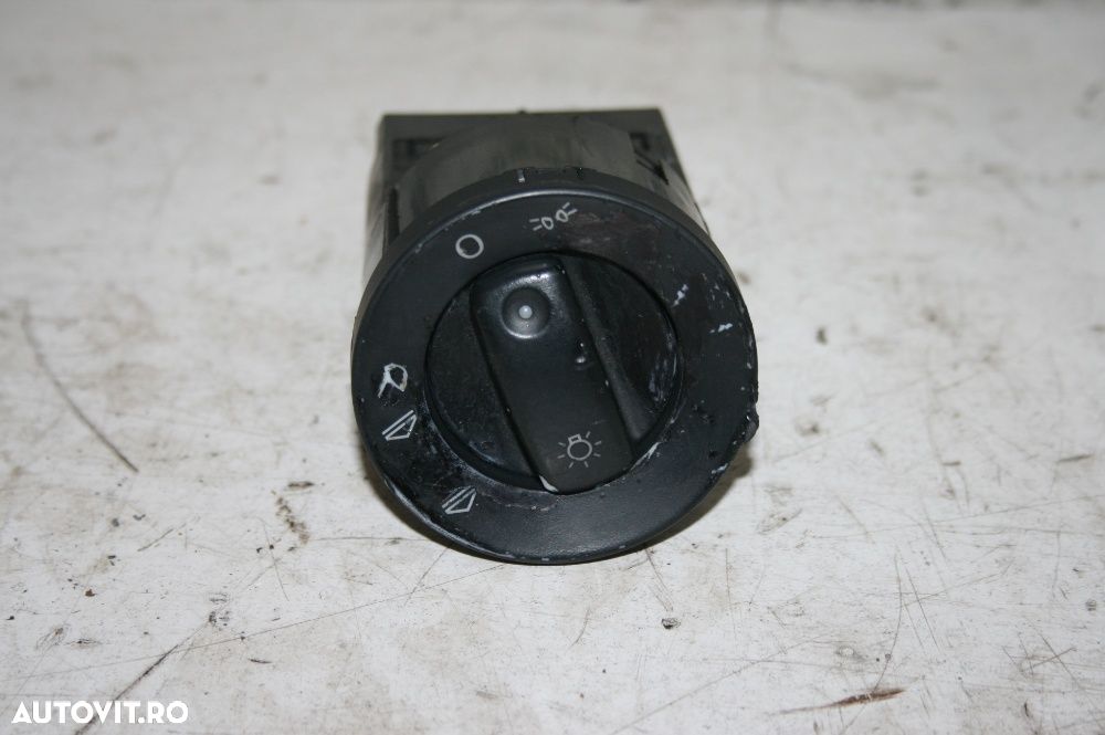 Bloc Lumini Audi A4 B6 Dezmembrez Audi A4 B6 Cabrio - 1
