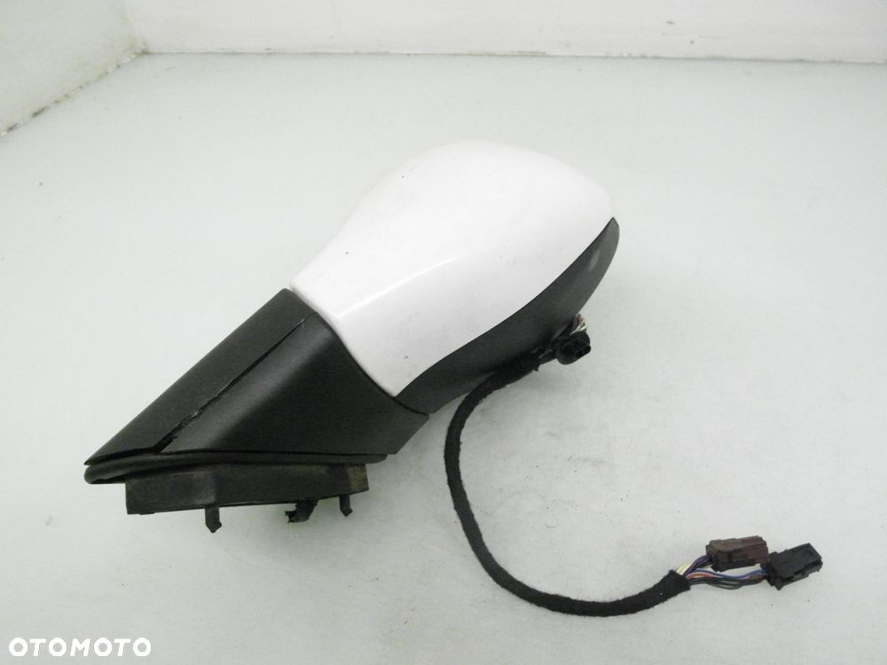 LUSTERKO PRAWE PEUGEOT 207 6 PIN + 5 PIN - 4