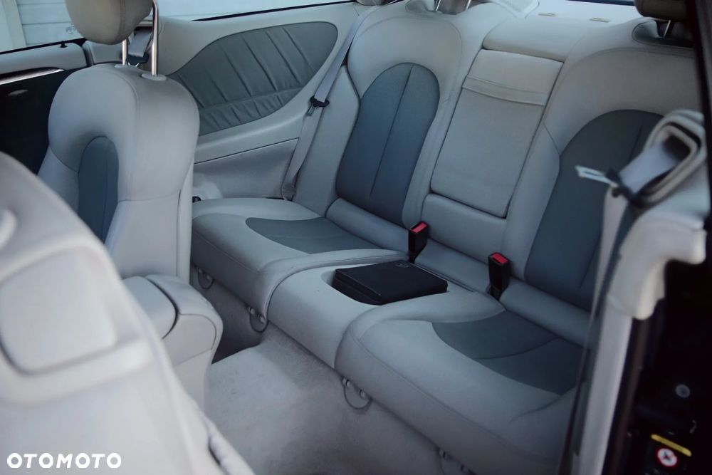 Mercedes-Benz CLK 500 Avantgarde - 17