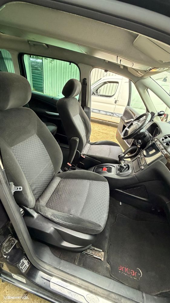 Ford Galaxy 1.8 TDCi Ghia - 8