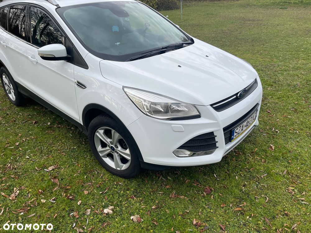 Ford Kuga - 10