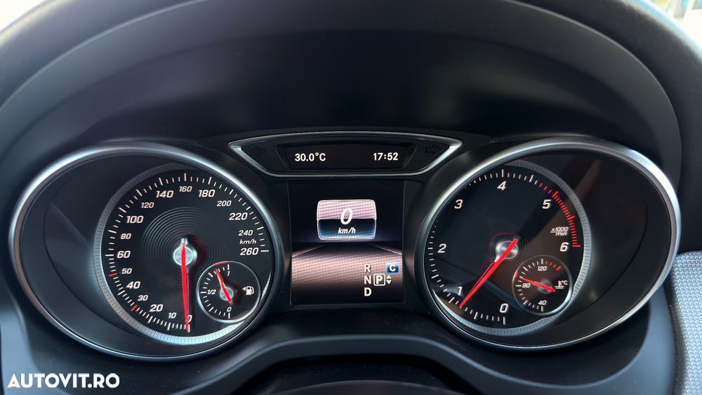 Mercedes-Benz CLA 180 - 13