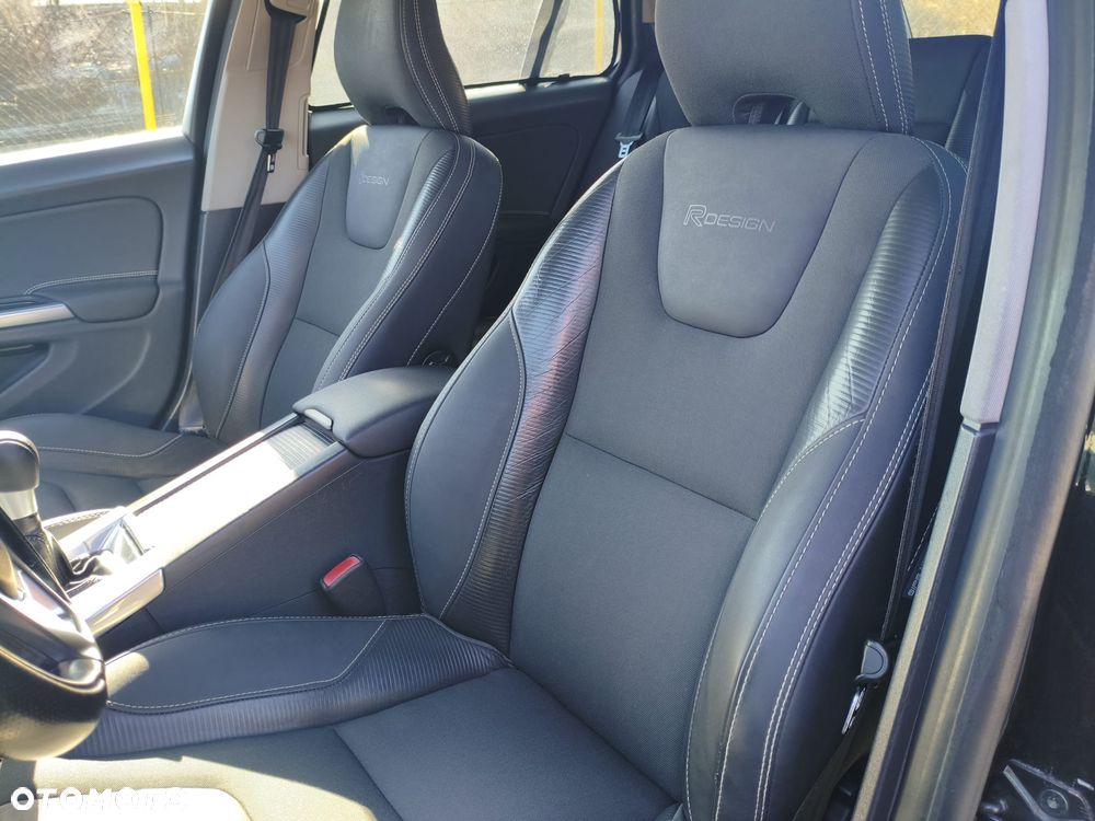 Volvo V60 - 13