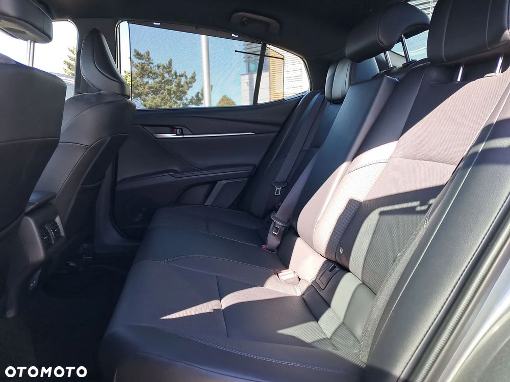 Toyota Camry 2.5 Hybrid Dynamic Force Executive e-CVT - 27