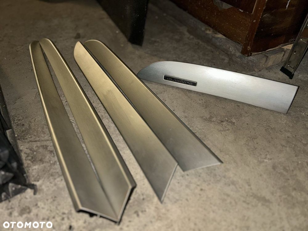 Dekory szczotkowane aluminium quattro komplet Audi A6 C6 - 1