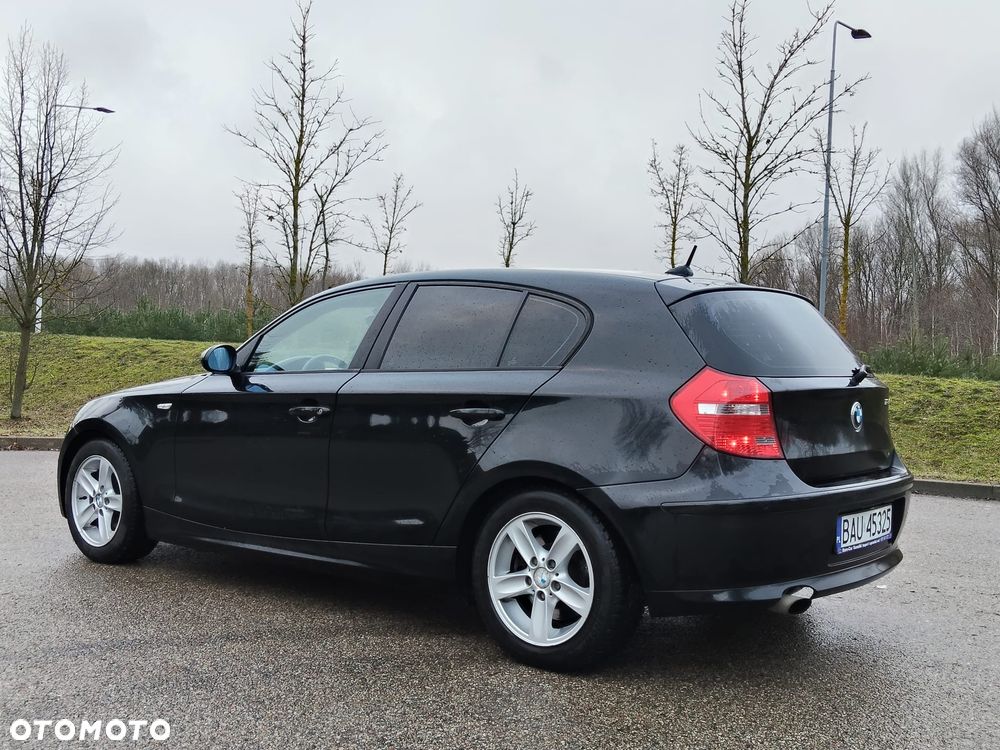 BMW Seria 1 118d DPF - 6