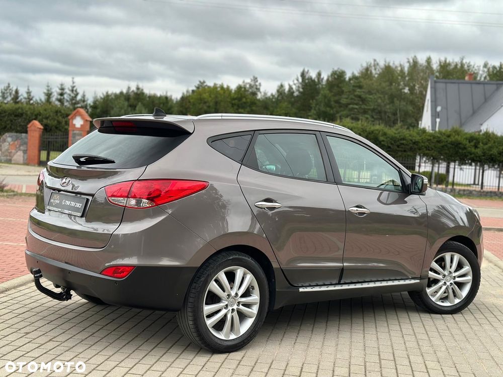 Hyundai ix35 2.0 CRDi 4WD Automatik Premium - 24