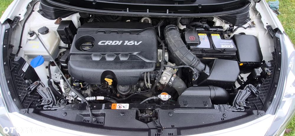 Hyundai i30 i30cw 1.6 CRDi blue Classic - 23