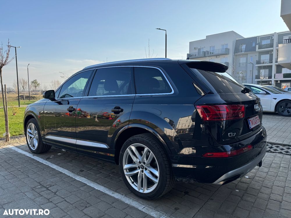Audi Q7 3.0 TFSI Quattro Tiptronic - 5