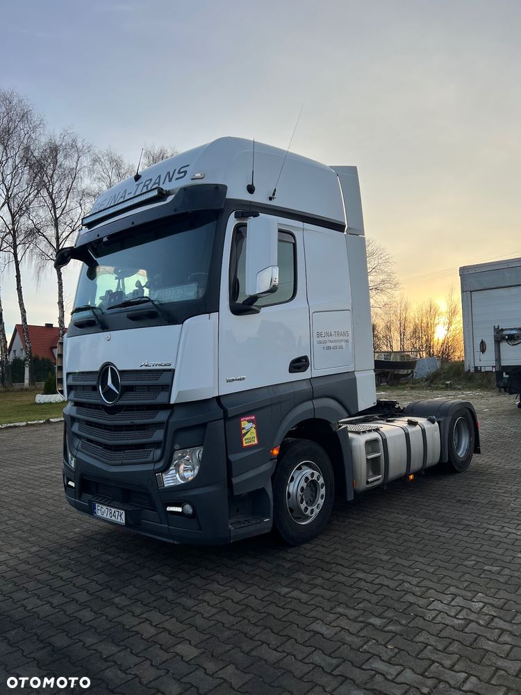 Mercedes-Benz ACTROS - 3