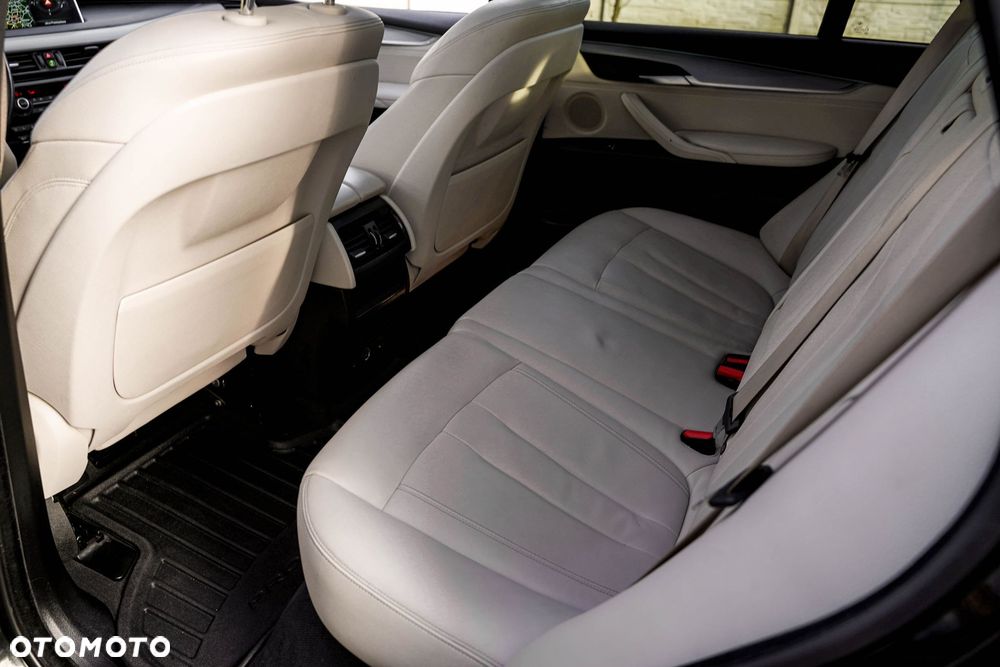 BMW X5 - 11
