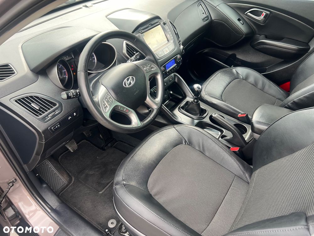 Hyundai ix35 - 11