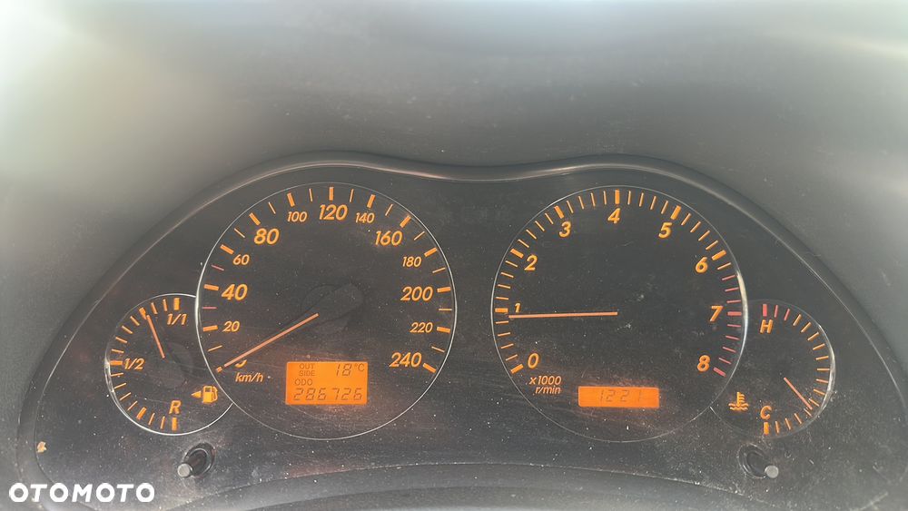 Toyota Avensis 1.8 VVT-i Sol - 13