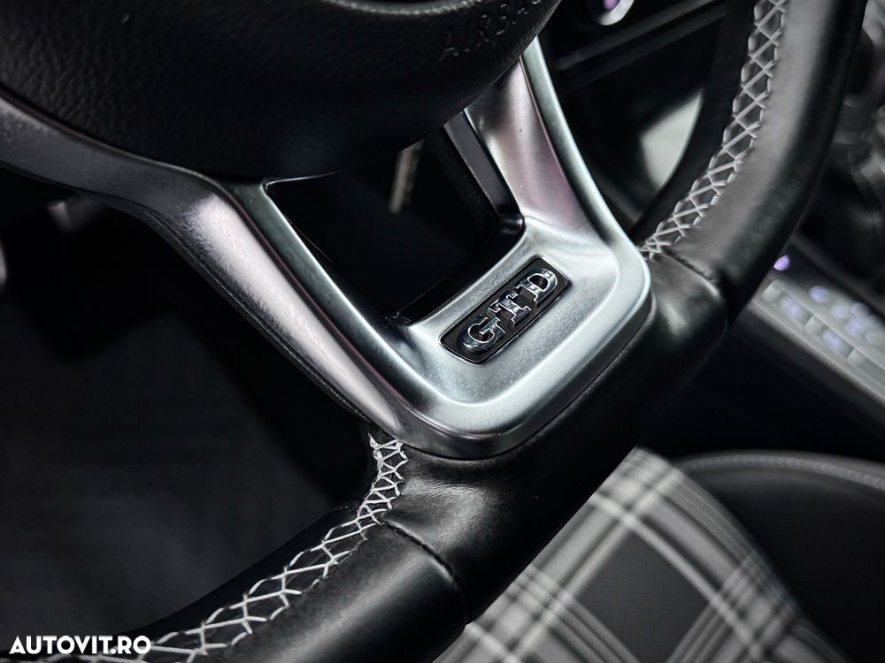 Volkswagen Golf GTD (BlueMotion Technology) DSG - 23