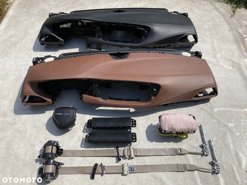 CHRYSLER PACIFICA DESKA SKÓRA KONSOLA KOKPIT PULPIT PÓŁKA PARAPET AIRBAG PODUSZKI PODUSZKA POWIETRZNA KIEROWCY PASAŻERA KOLANOWA KOLANOWE PODUSZKI KOLAN  PASY PAS regeneracja WYMIANA OD RĘKI NA MAGAZYNIE !!! - 1