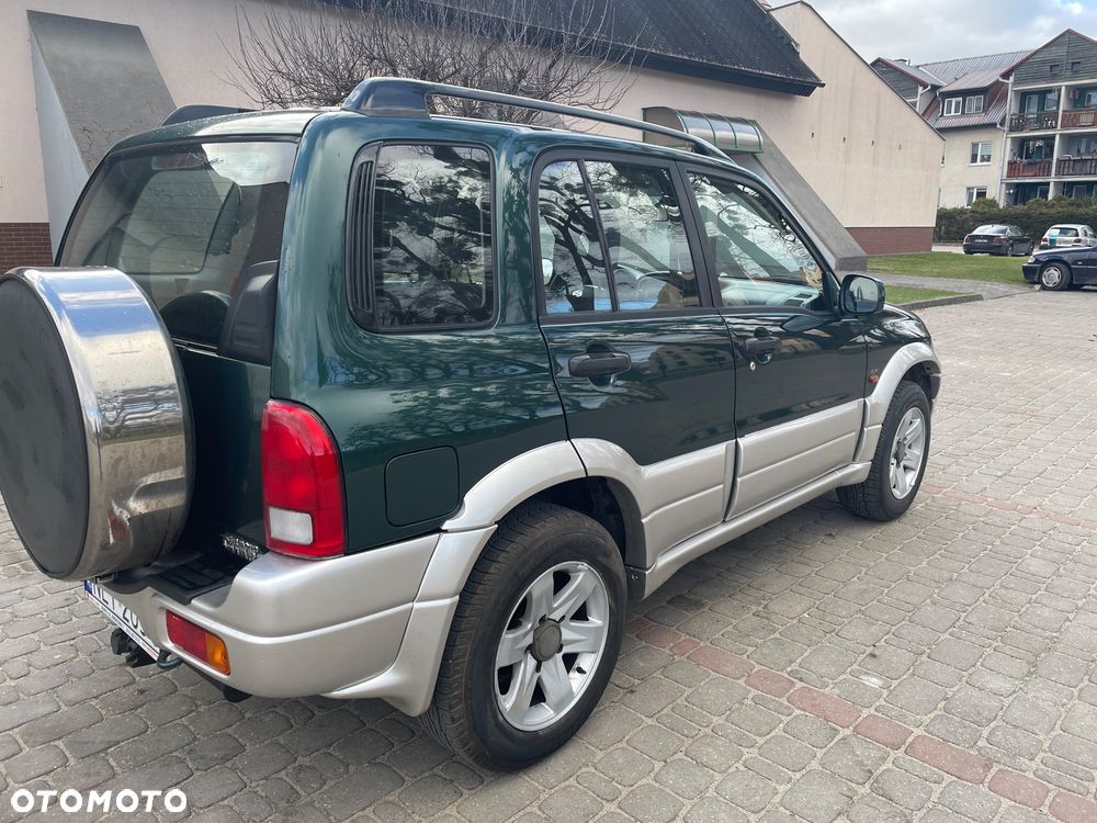 Suzuki Grand Vitara 2.0 Special Edition - 6