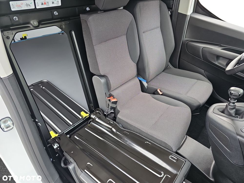 Opel Combo - 17
