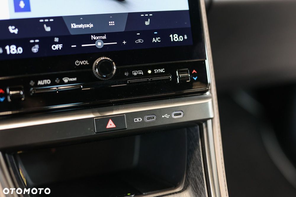Lexus LBX 1.5 Hybrid Elegant - 37