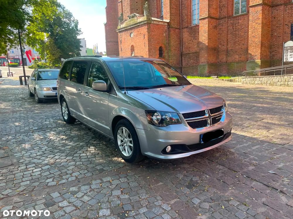 Dodge Grand Caravan 3.6 R/T - 1