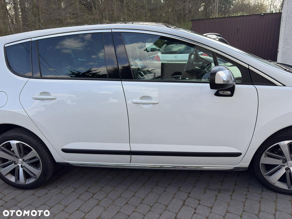 Peugeot 3008 2.0 BlueHDi Allure S&S - 9