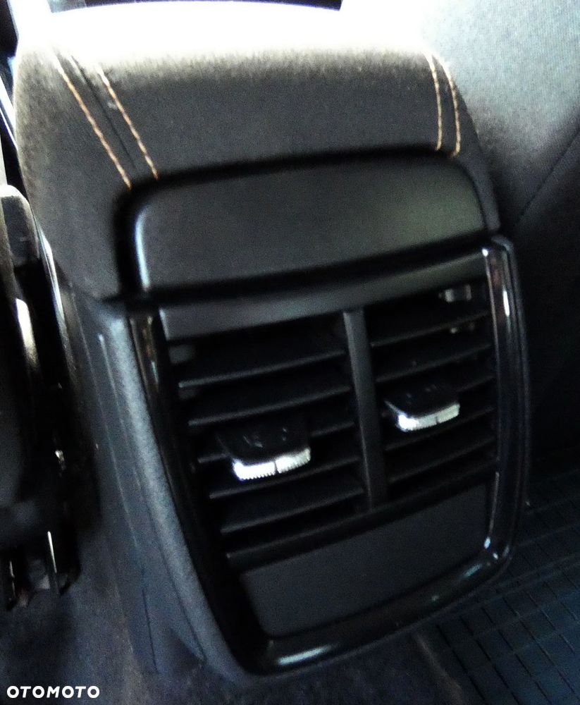 Skoda Kamiq 1.0 TSI Ambition - 17