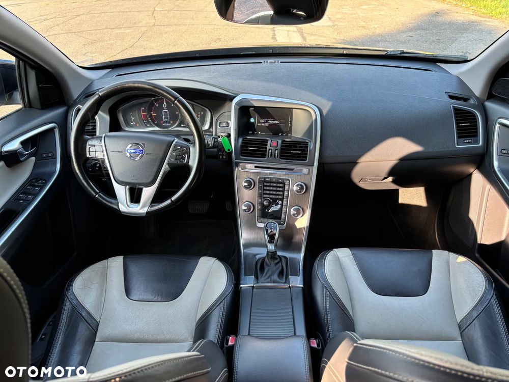 Volvo XC 60 - 2
