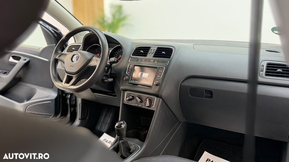Volkswagen Polo - 7
