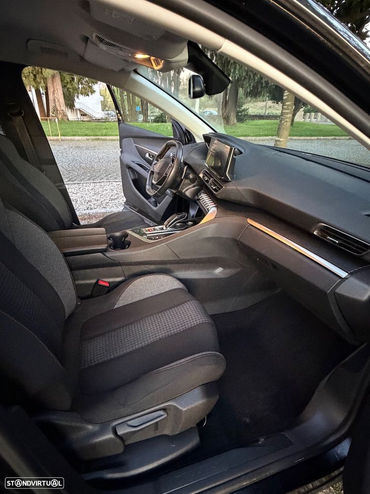 Peugeot 5008 - 16