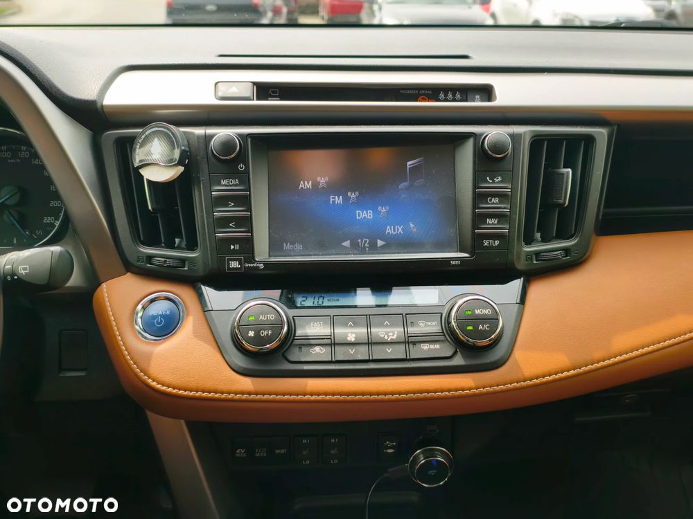 Toyota RAV4 Hybrid Prestige 4x4 - 27