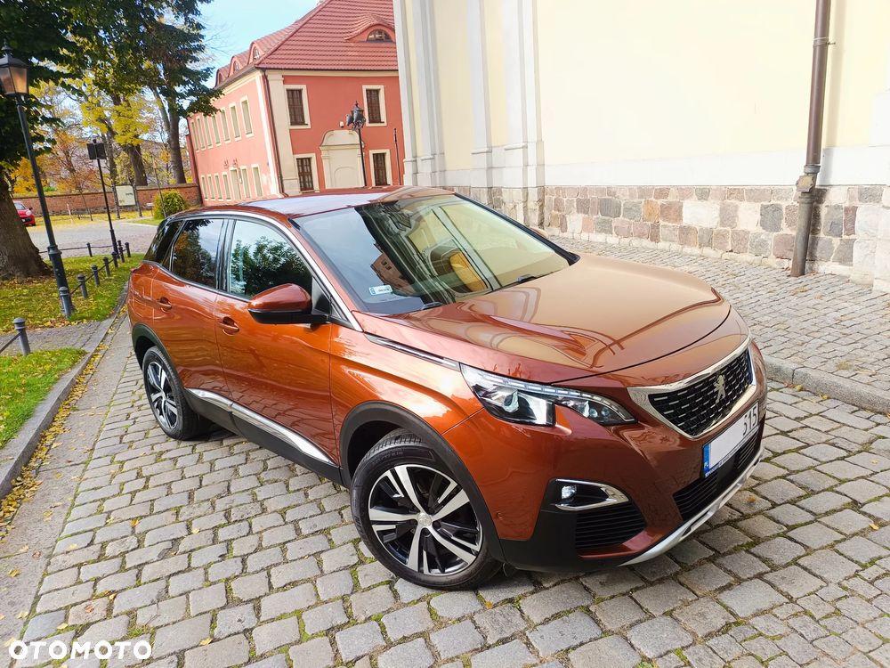 Peugeot 3008 1.2 PureTech Allure S&S - 24