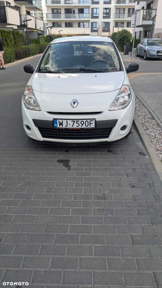 Renault Clio - 2