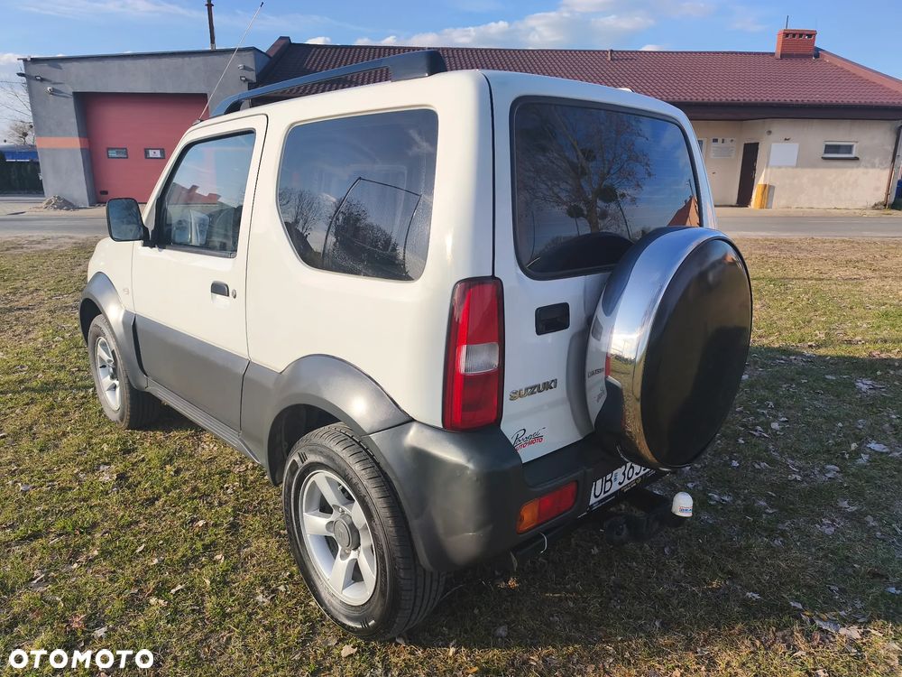Suzuki Jimny Black&White - 10