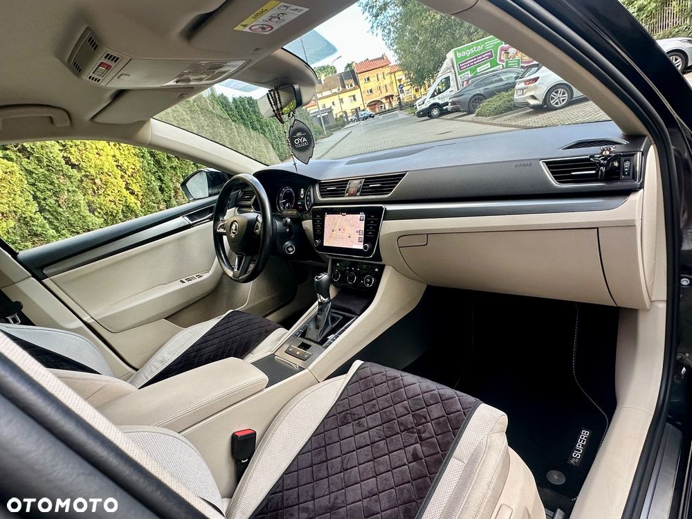 Skoda Superb 1.5 TSI Ambition DSG - 10