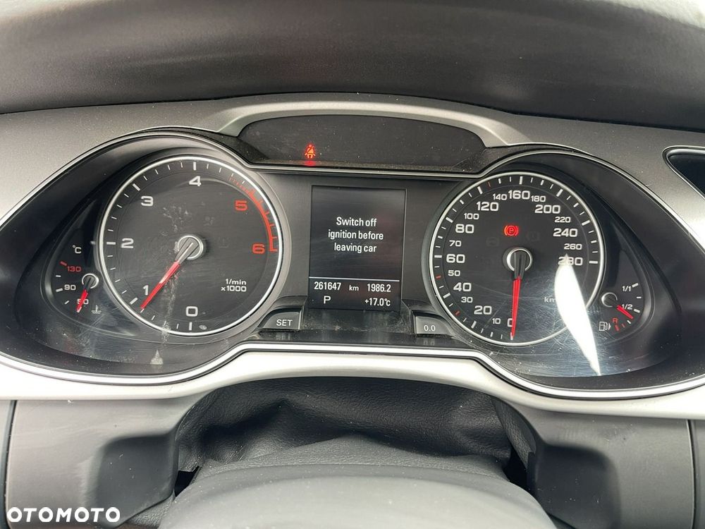 Audi A4 Avant 40 TDI quattro S tronic - 9