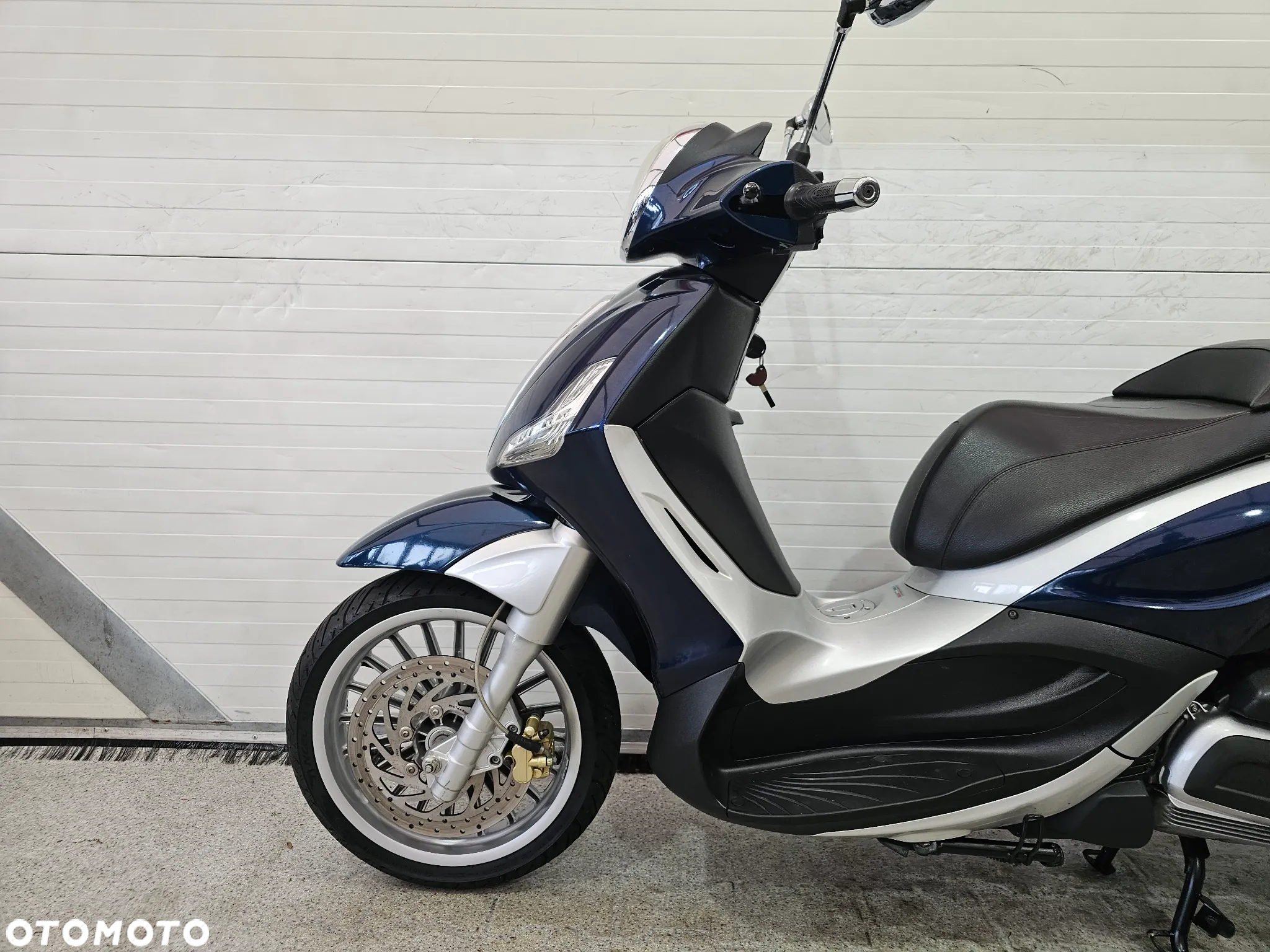 Piaggio Beverly - 6
