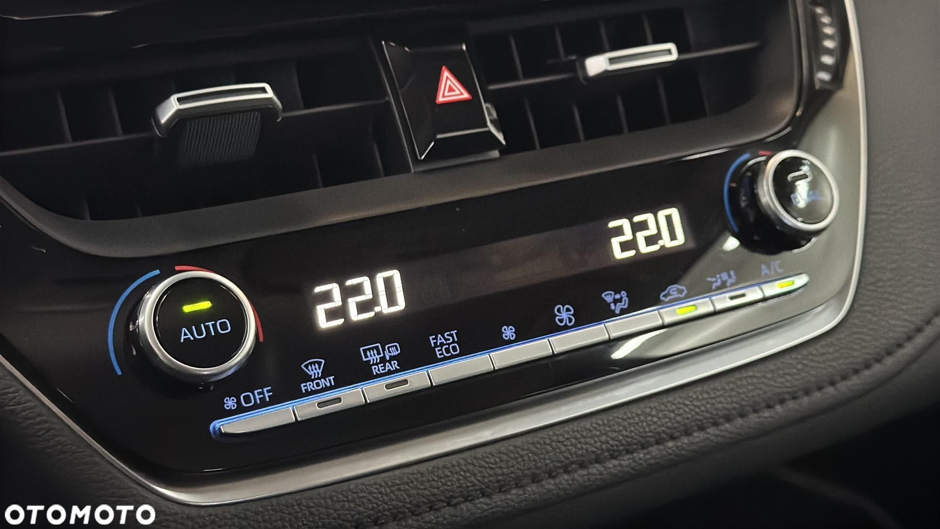 Toyota Corolla 1.8 Hybrid GPF Active - 21