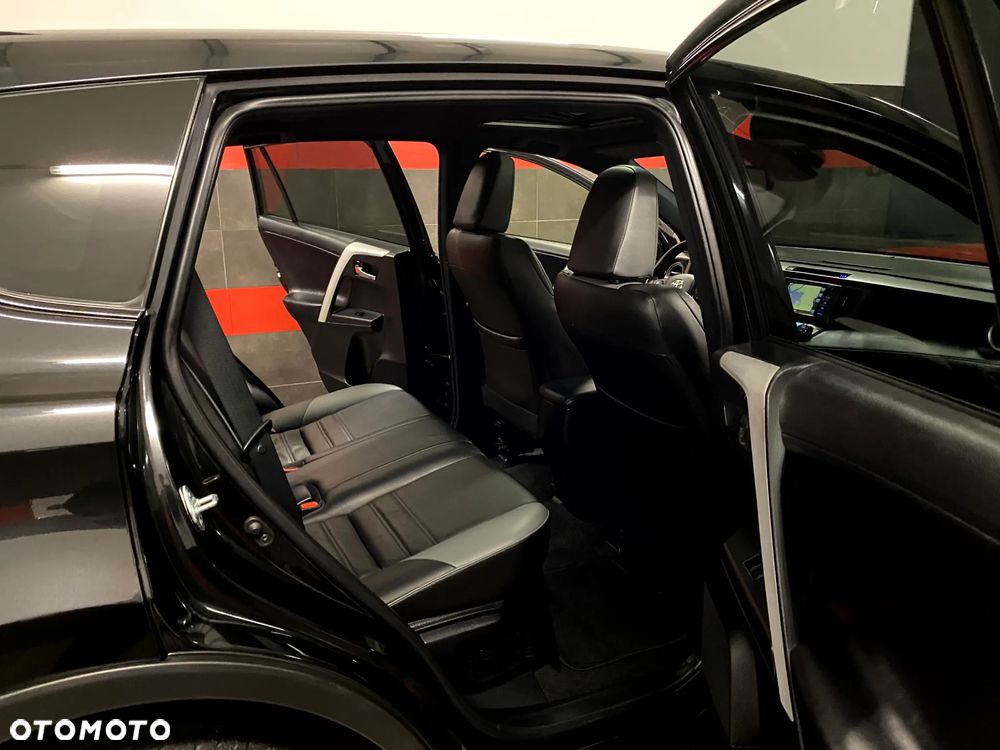 Toyota RAV4 ver-2-0-4x2-sol - 29