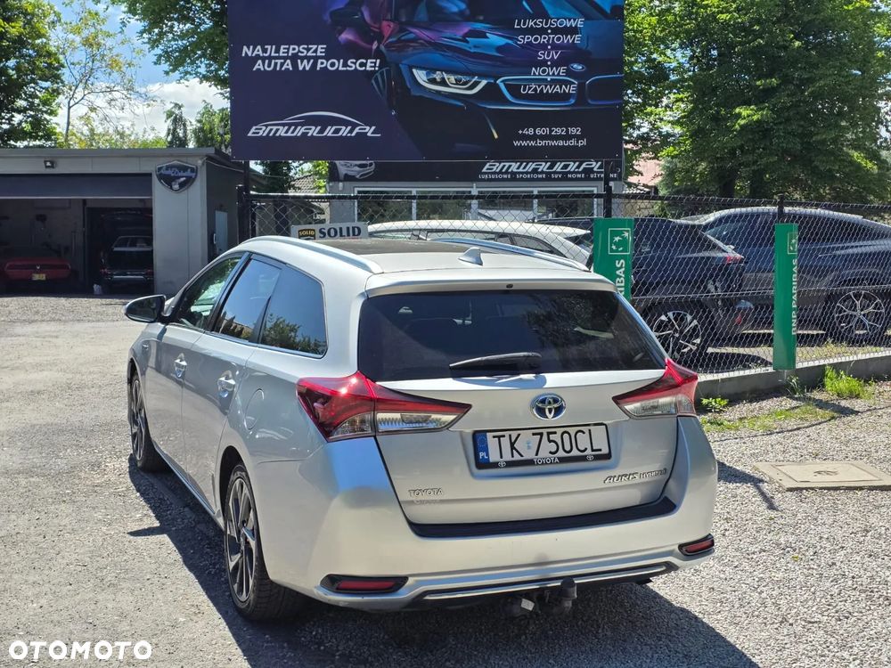 Toyota Auris 1.8 HSD Luna - 11