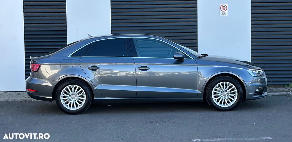 Audi A3 1.4 TFSI cylinder on demand Limousine S tronic Ambiente - 12