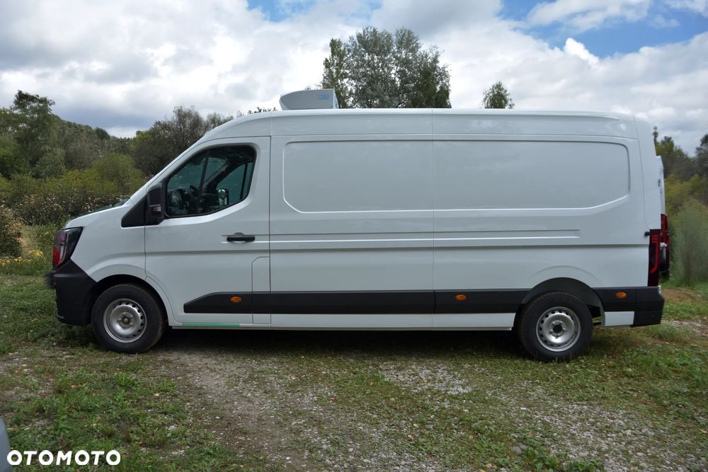 Renault Master Izoterma Chłodnia 2.0 150KM - 3
