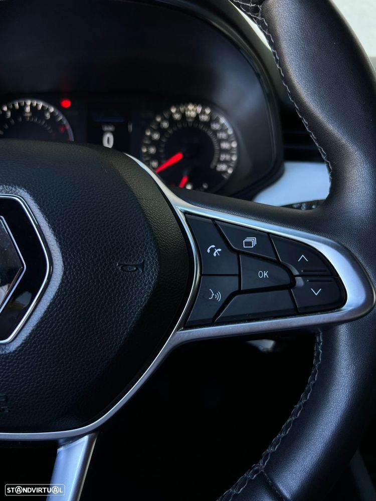 Renault Clio 1.0 TCe Techno - 9