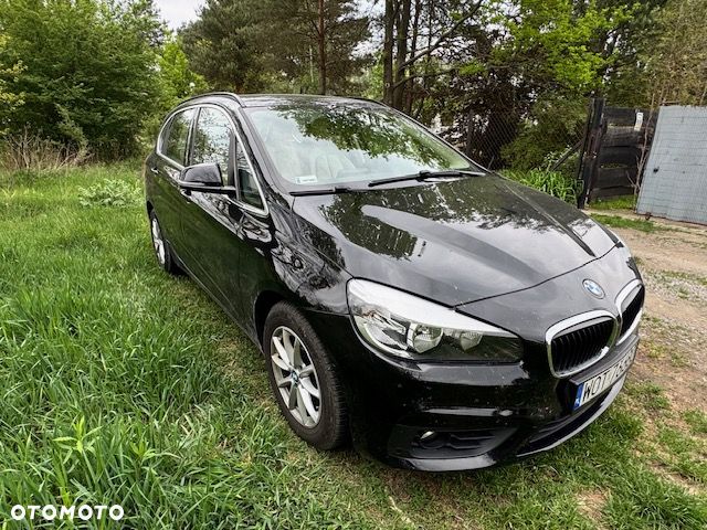 BMW Seria 2 218d - 4
