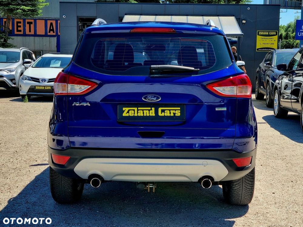 Ford Kuga 1.5 EcoBoost 2x4 Titanium - 6