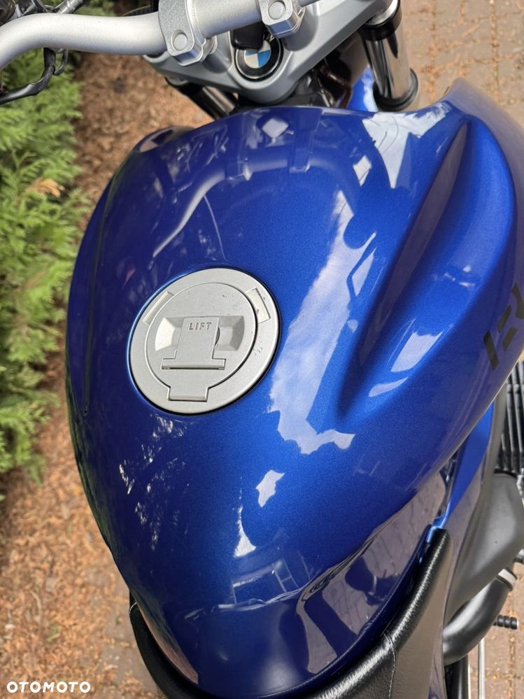 BMW R - 18